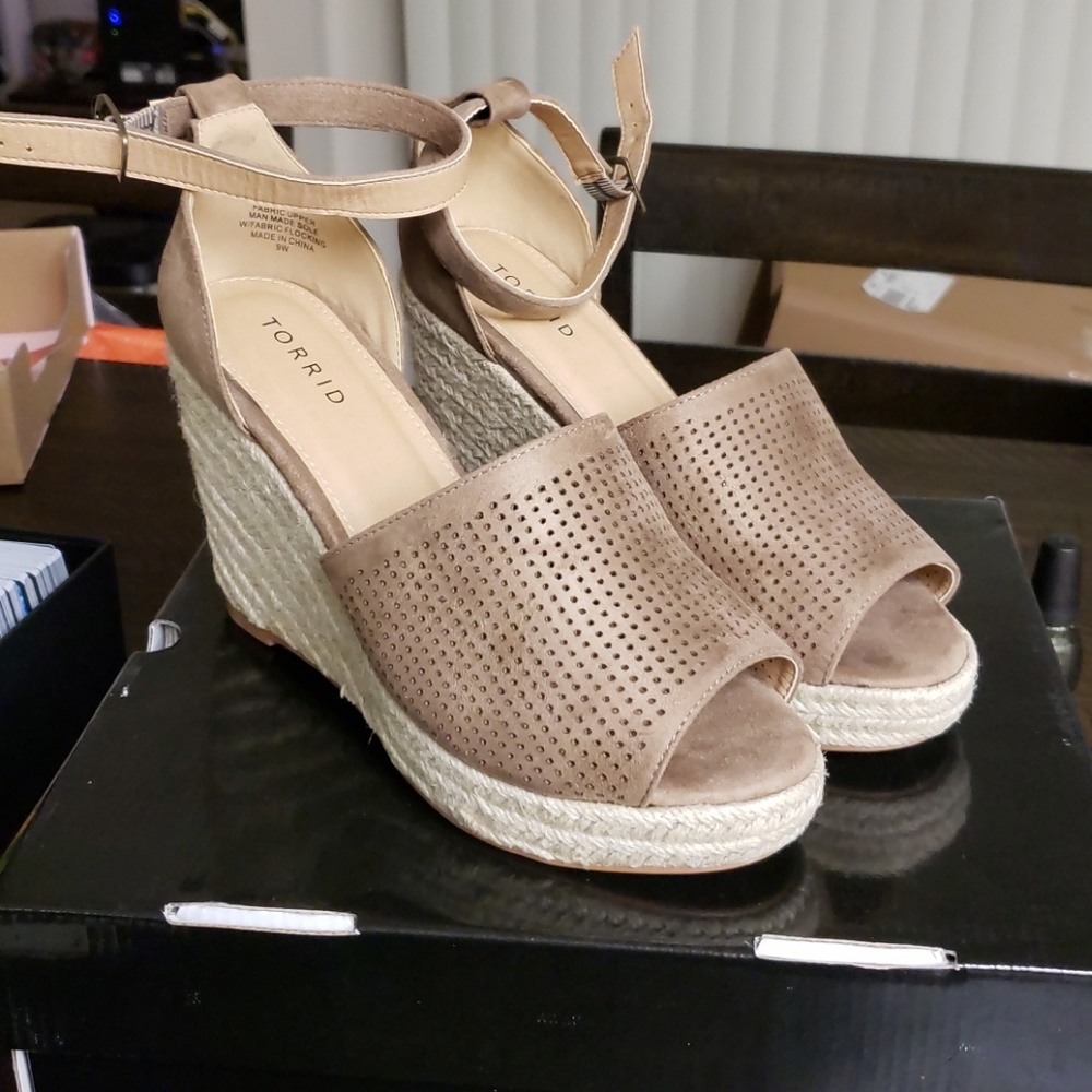 Torrid TAUPE PERFORATED ESPADRILLE WEDGE 